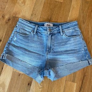 Paige Jimmy Jimmy short. Size 26